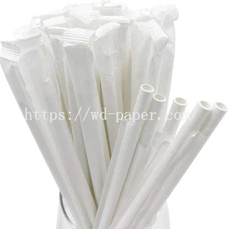 Papierowe słomki pakowane pojedynczo